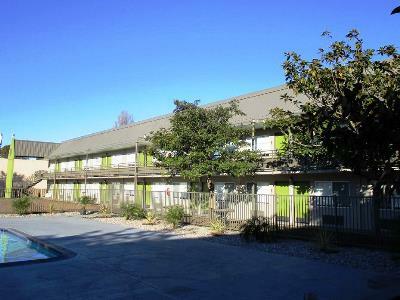 Day Inn Point Richmond **Dbl Reg** Bagian luar foto